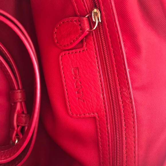 DNKY calf leather crossbody bag - Picture 8 of 8